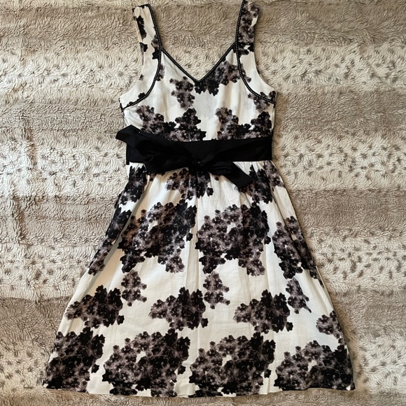 RW&CO Flower Print Dress 00 - Picture 3 of 3
